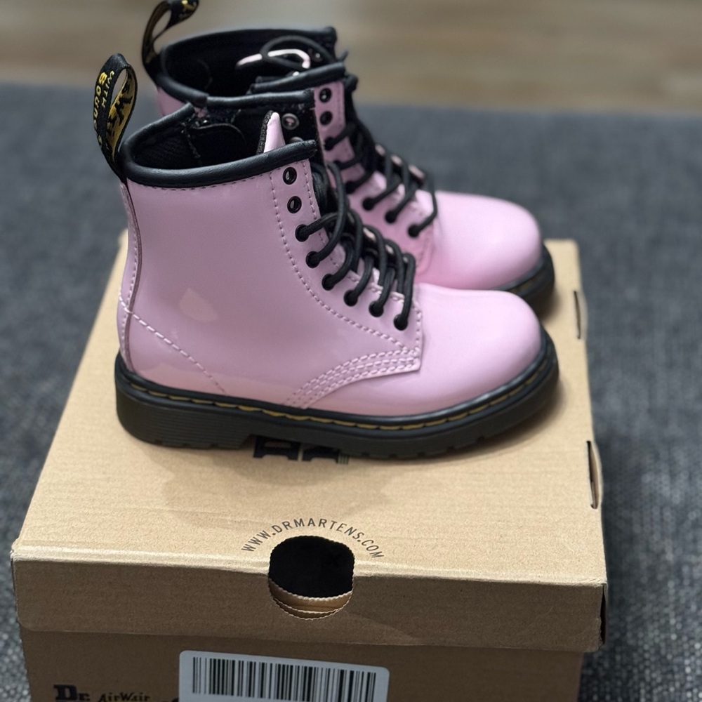 Dr. Martens Boots sz 8c